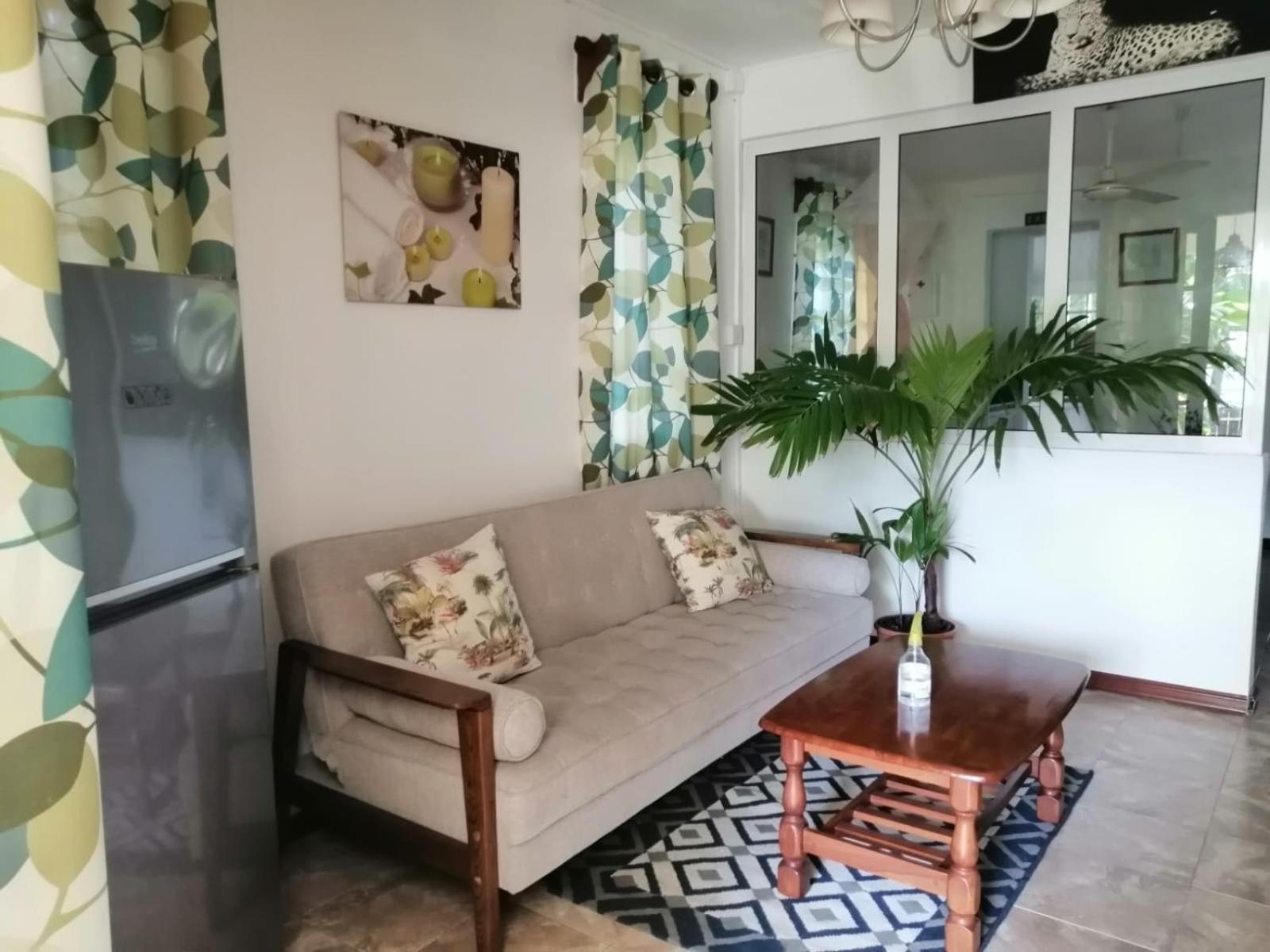 Koeuris Apartment La Gaulette Phòng bức ảnh