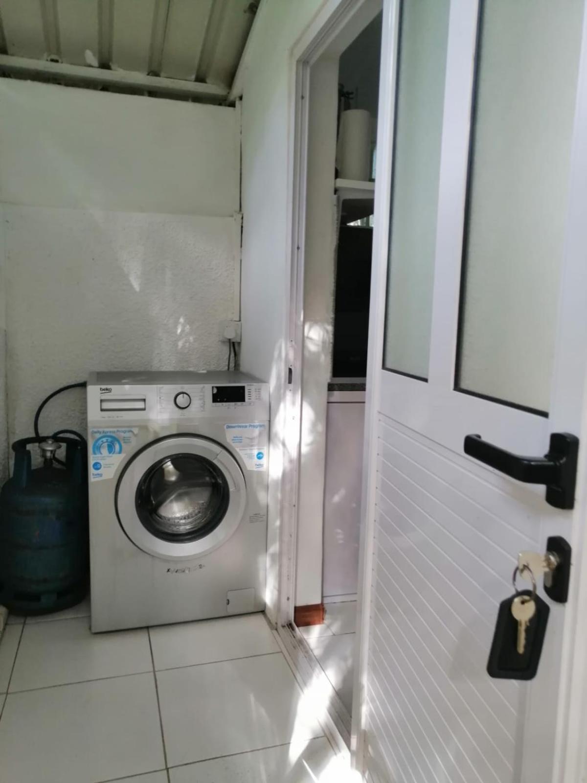 Koeuris Apartment La Gaulette Phòng bức ảnh